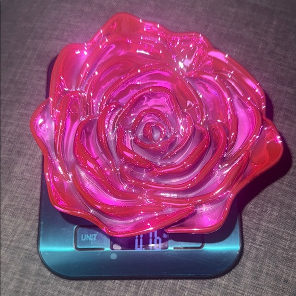 Magenta Pink Rose-Shaped Mini Elegant Coin Purse - Picture 3 of 10
